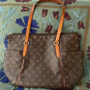 Louis Vuitton Totally mm tote bag
